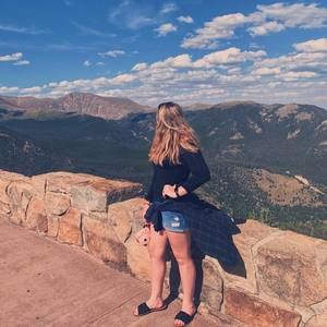 Meet your Posher, Katlynn